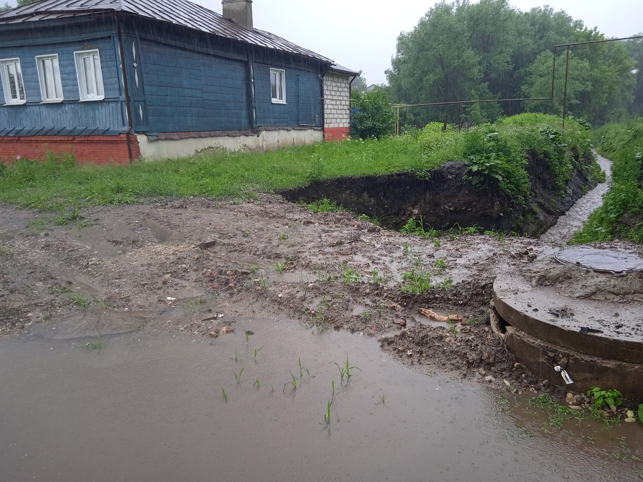 Дом под угрозой обрушения, или «орошение» по-болховски - Орловская  среда-плюс